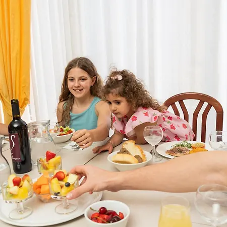 Milano Simple מלון