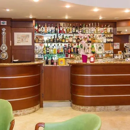 Hotel Milano Simple 3*