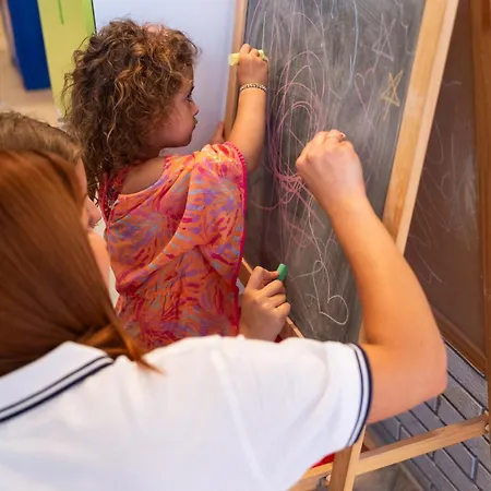 Milano Simple فندق 3*