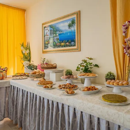 Hotel Milano Simple 3*